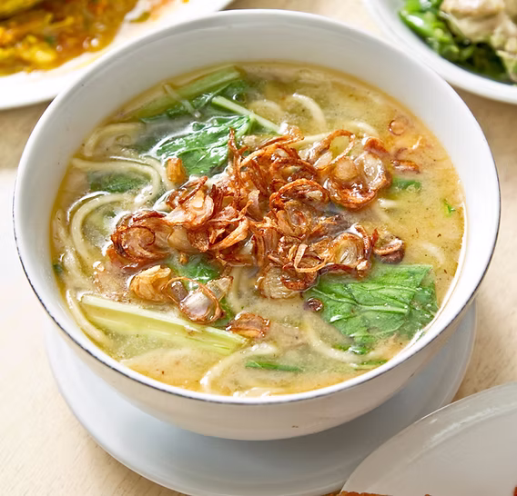 mie cakalang bitung